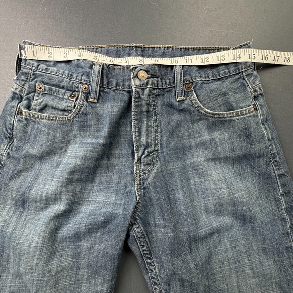 Levi's 501 Jeans Men's Size 30x32 Blue Faded Denim Straight Leg Cowboy Classic - Picture 7 of 15